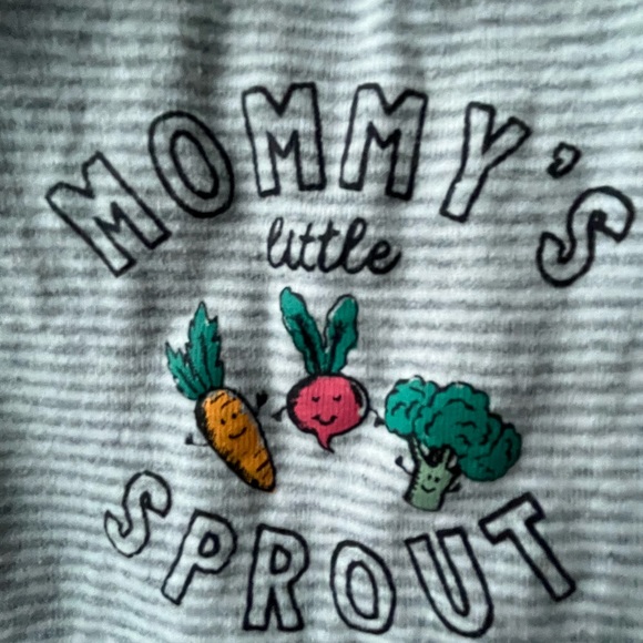 EUC Vegetable-themed Baby clothes (2 items) - 6M - Picture 6 of 7